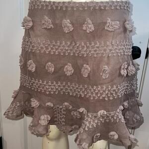 &Merci neutral flirty skirt with fun details